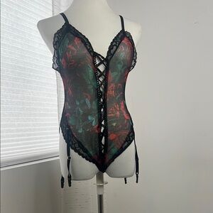 Mapale floral corset bodysuit L/XL Floral Lace Bodysuit w garters